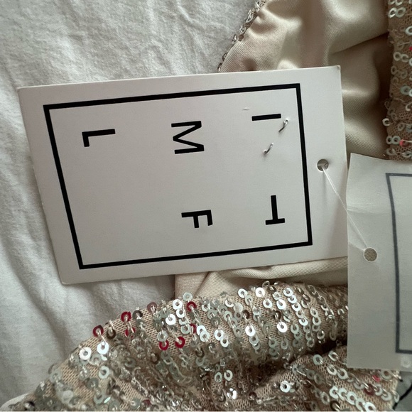 In The Mood For Love Sequence Sexy Gold Top - Picture 6 of 14